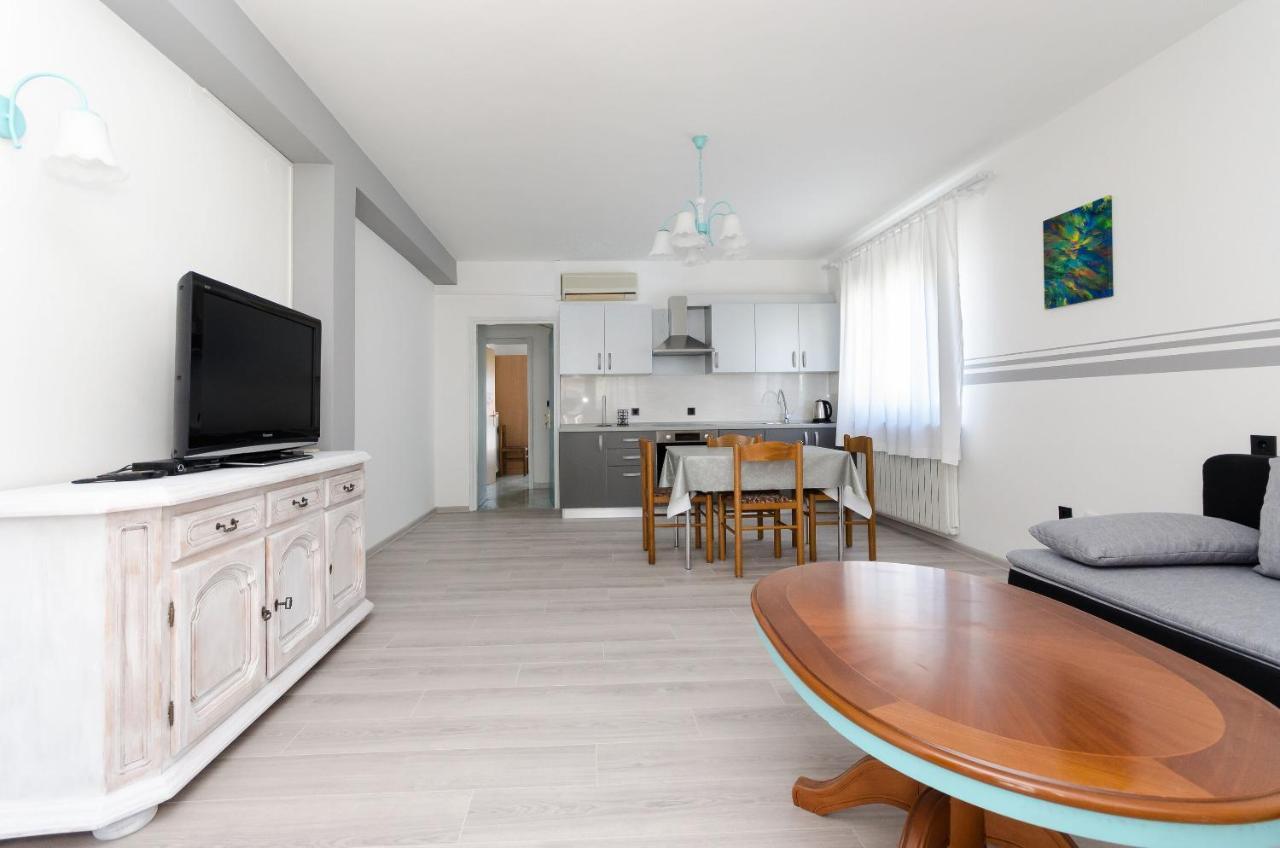 Apartments Slavica R Banjol Dış mekan fotoğraf