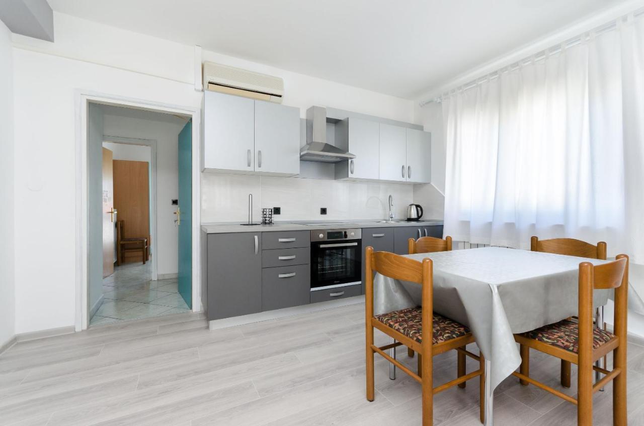 Apartments Slavica R Banjol Dış mekan fotoğraf